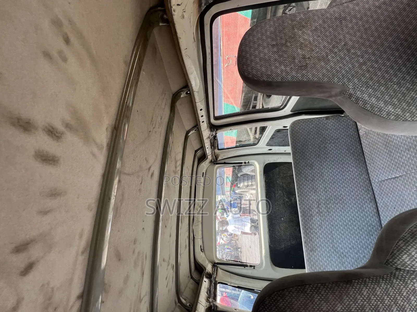 Daihatsu Hijet 2012 White