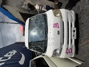 Daihatsu Hijet 2012 White