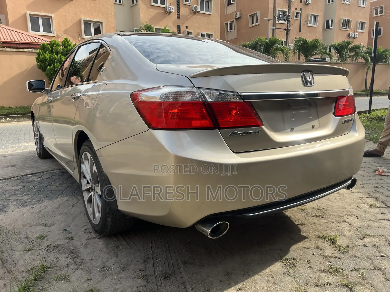 Honda Accord 2013 Gold