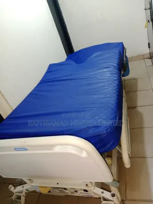 Hill-Rom Electric Delivery Bed