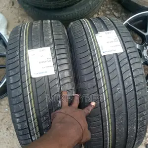 245/45r19 Michelin Band New