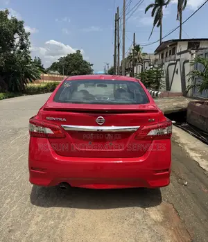 Nissan Sentra SR 4dr Sedan (1.8L 4cyl CVT) 2015 Red