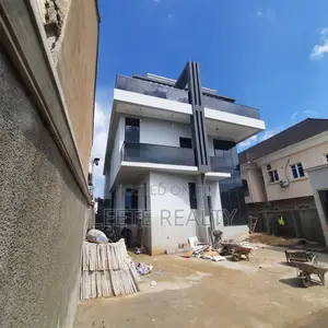 5bdrm Duplex in Apo Resettlement for sale