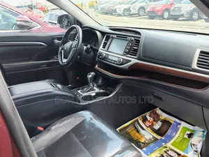 Toyota Highlander Limited V6 4x4 (3.5L 6cyl 6A) 2016 Burgundy