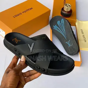 Louis Vuitton 40-46 Available Cross And Cover