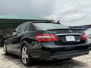 Mercedes-Benz E350 Base 4Matic Sedan AWD (3.5L 6cyl 7A) 2010 Black