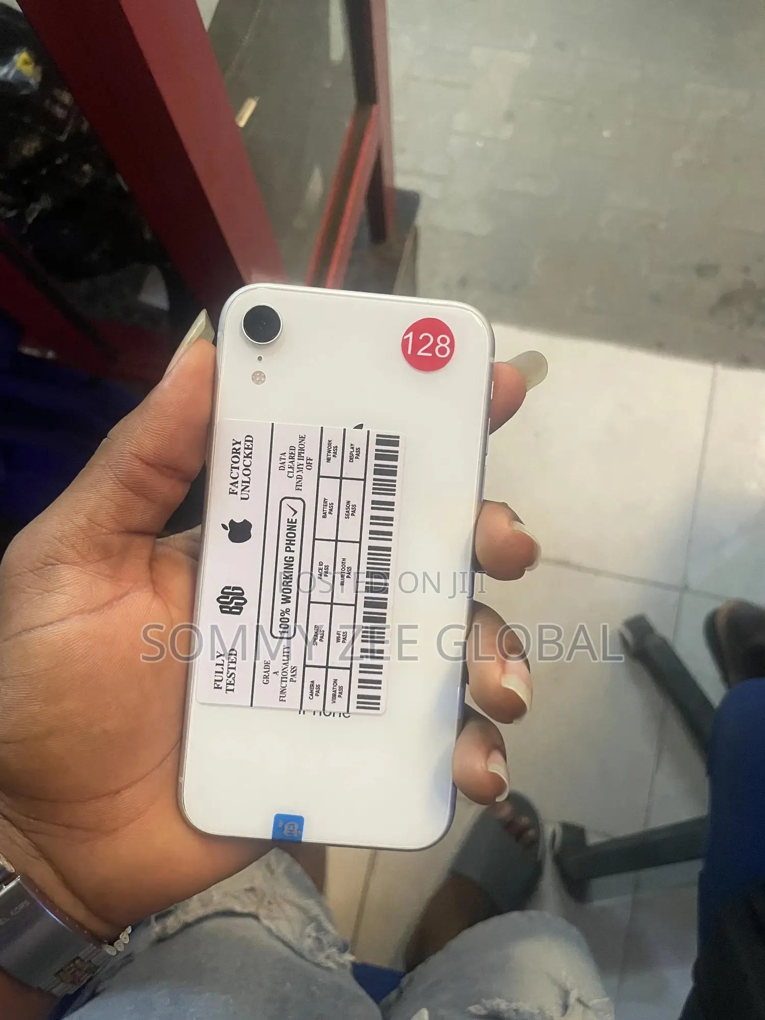 Apple iPhone XR 128 GB White
