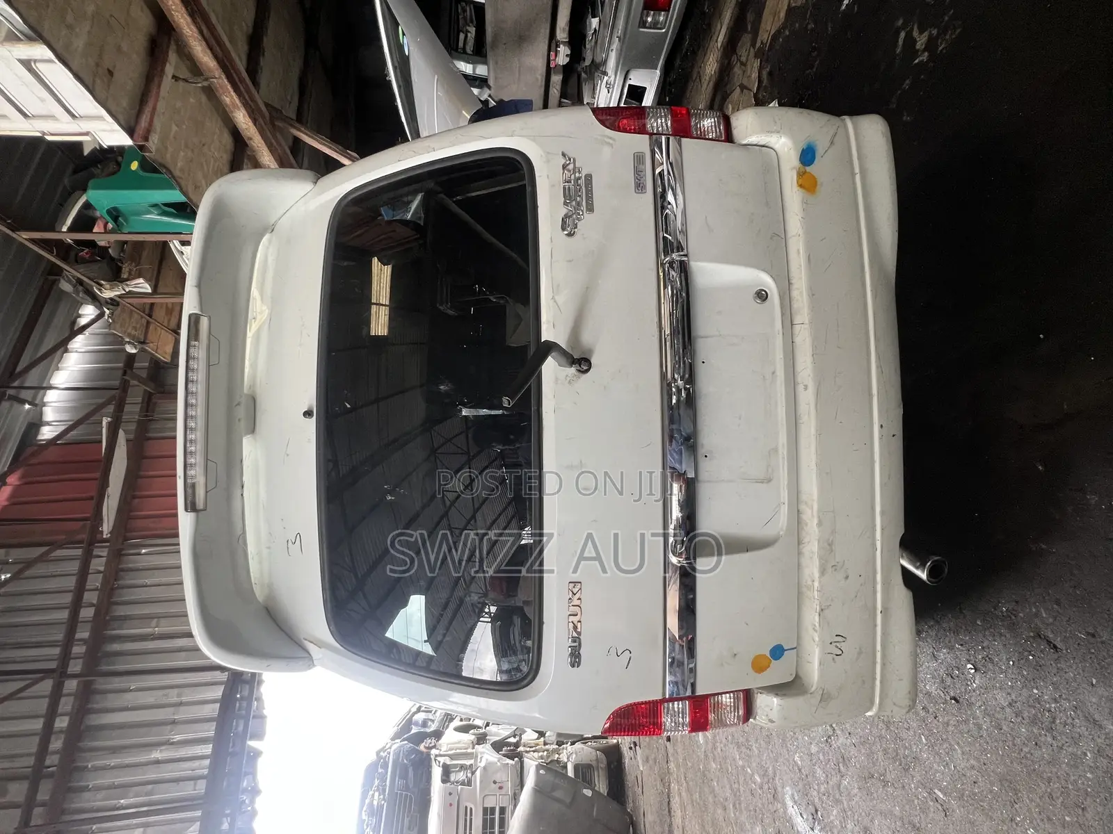 Suzuki Every 2010 White