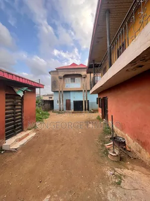 11bdrm Block of Flats in Abeokuta North for sale