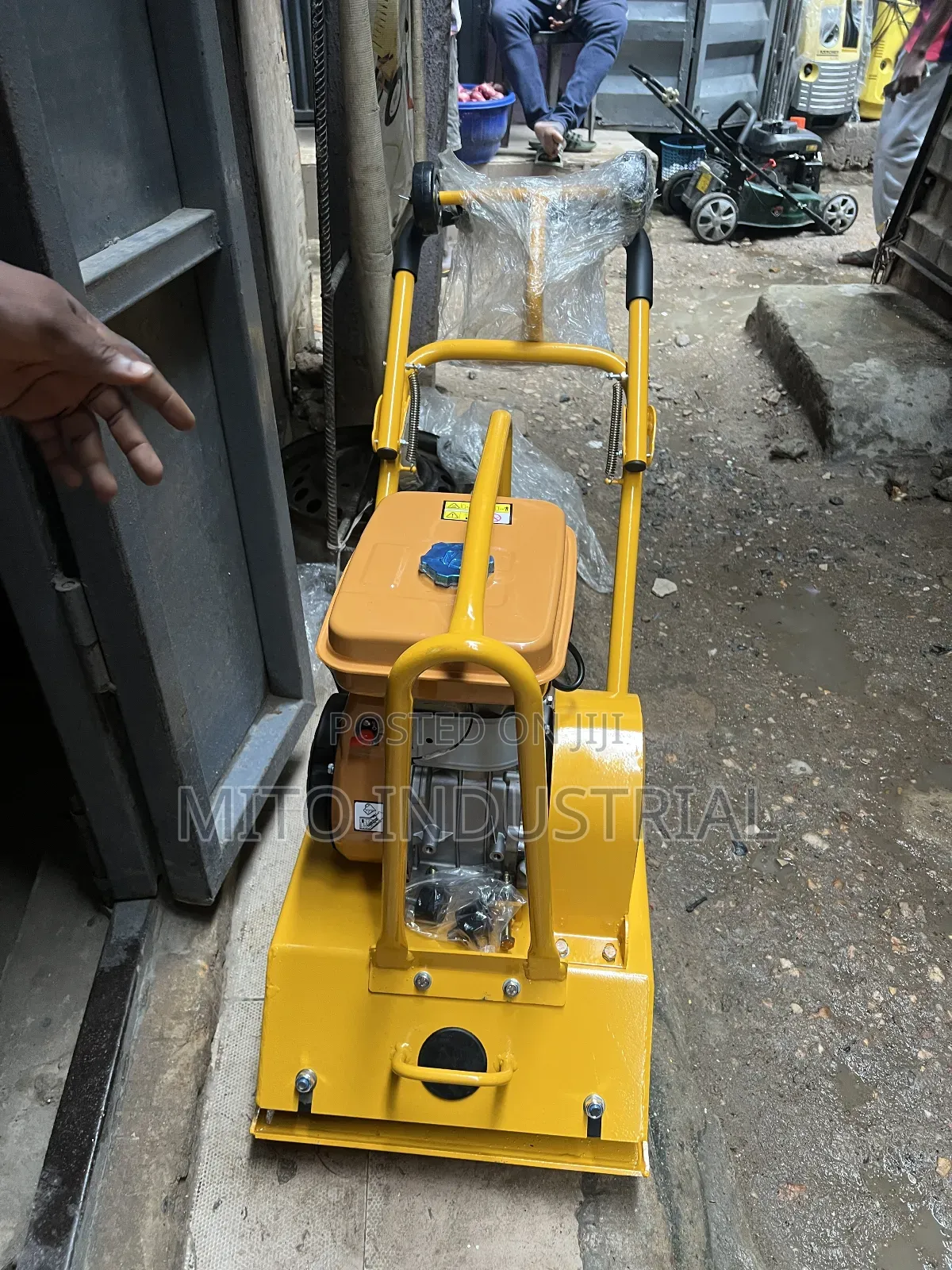 Plate Compactor