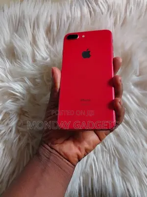 Apple iPhone 8 Plus 64 GB Red