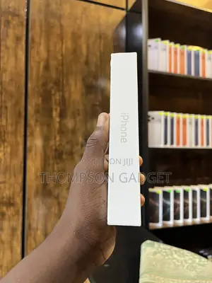 New Apple iPhone 17 256 GB