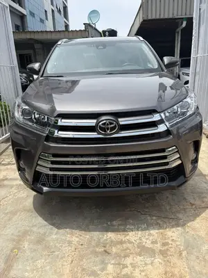 Toyota Highlander 2018 Gray