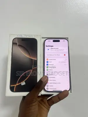 Apple iPhone 16 Pro 128 GB Gold