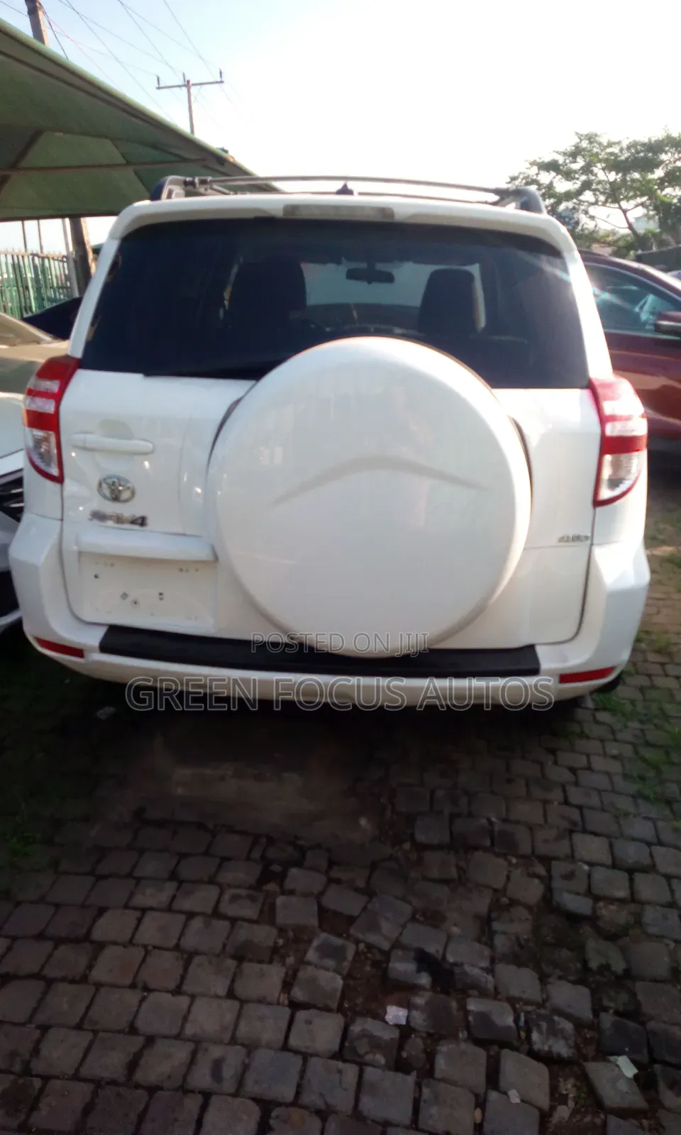 Toyota RAV4 2012 White