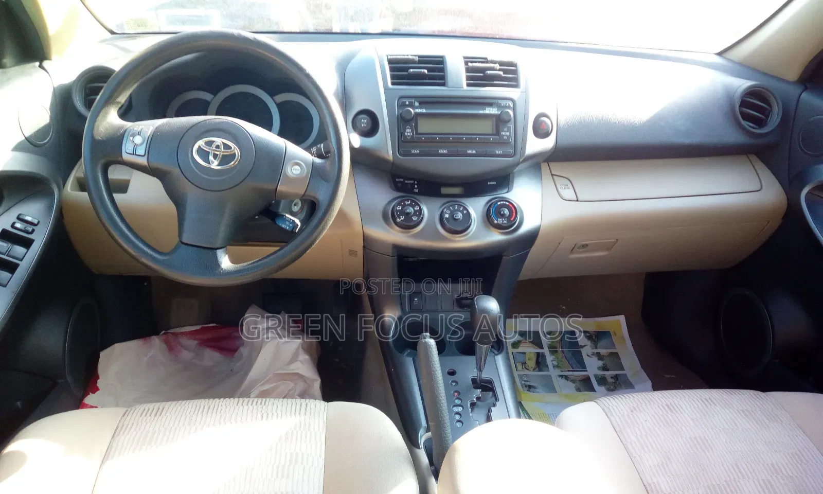 Toyota RAV4 2012 White
