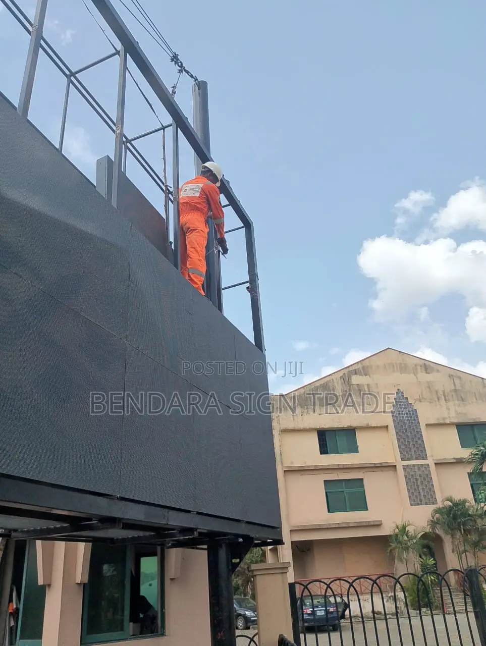 Advert Screen Outdoor Screen