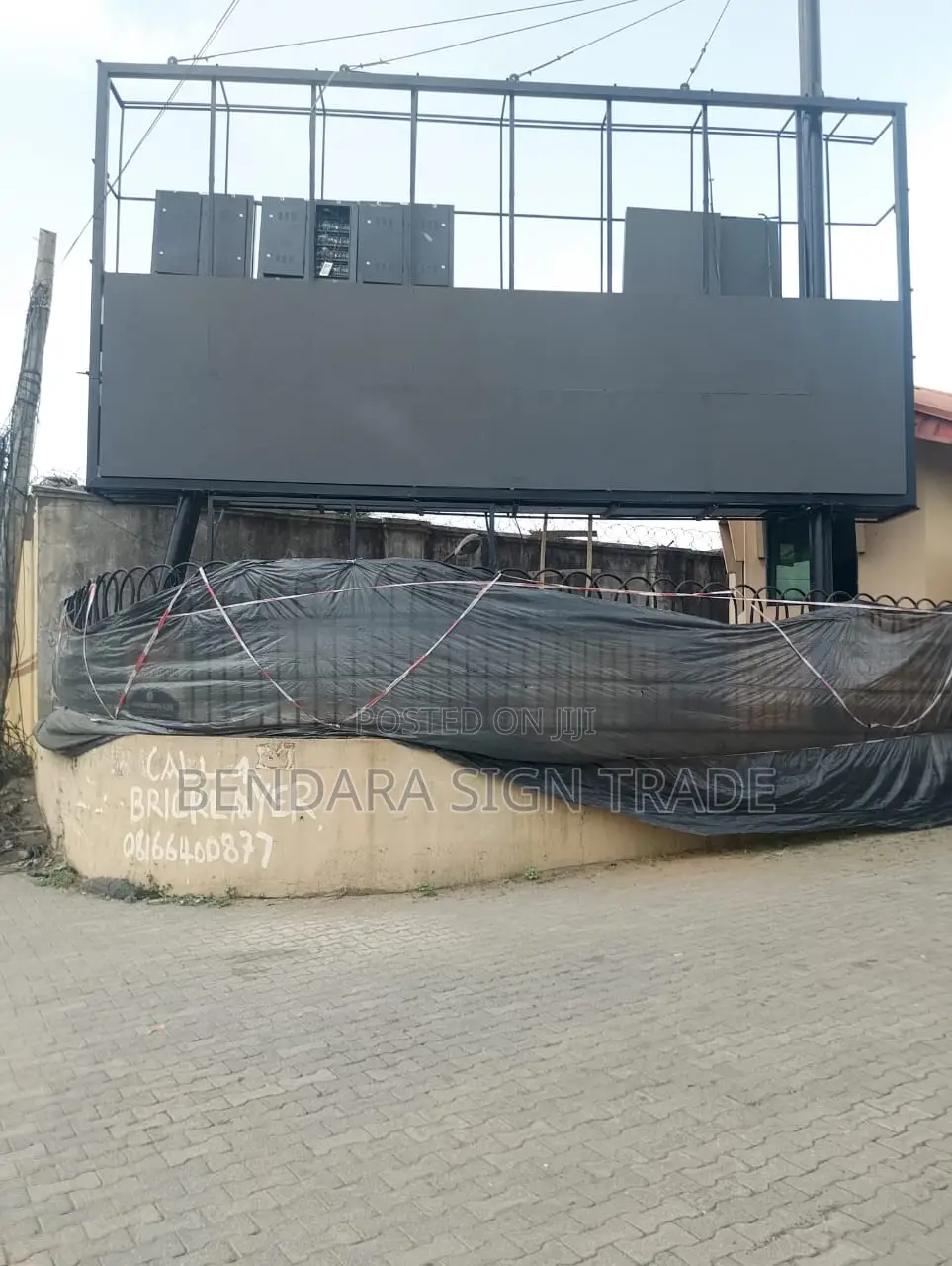 Advert Screen Outdoor Screen