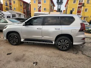 Lexus GX 2012 Silver