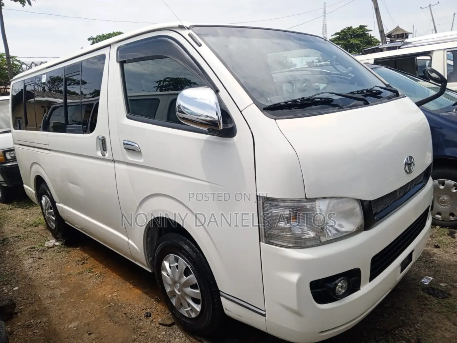 Toyota HiAce 2008 White
