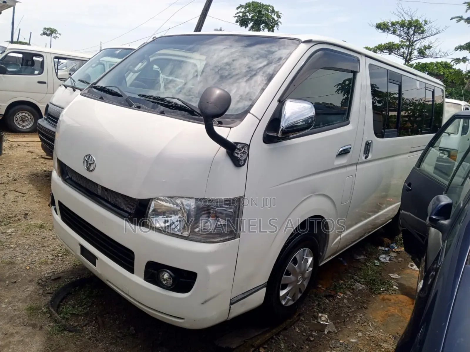 Toyota HiAce 2008 White