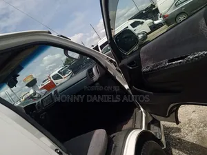 Toyota HiAce 2010 White
