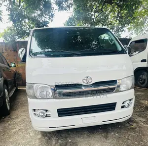 Toyota HiAce 2012 White