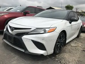 Toyota Camry XSE 2021 White