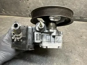 Power Steering Pump Hummer H3 H3t 2006 2007 2008 2009 2010