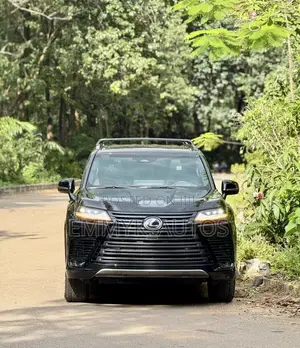 Lexus LX LX 700h 2025 Black