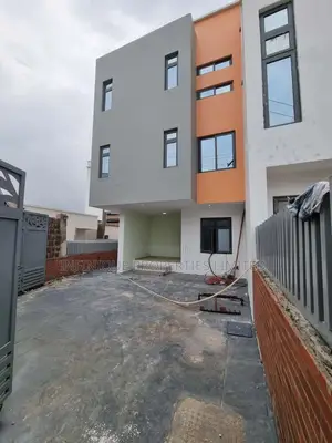 4bdrm House in Mende for sale