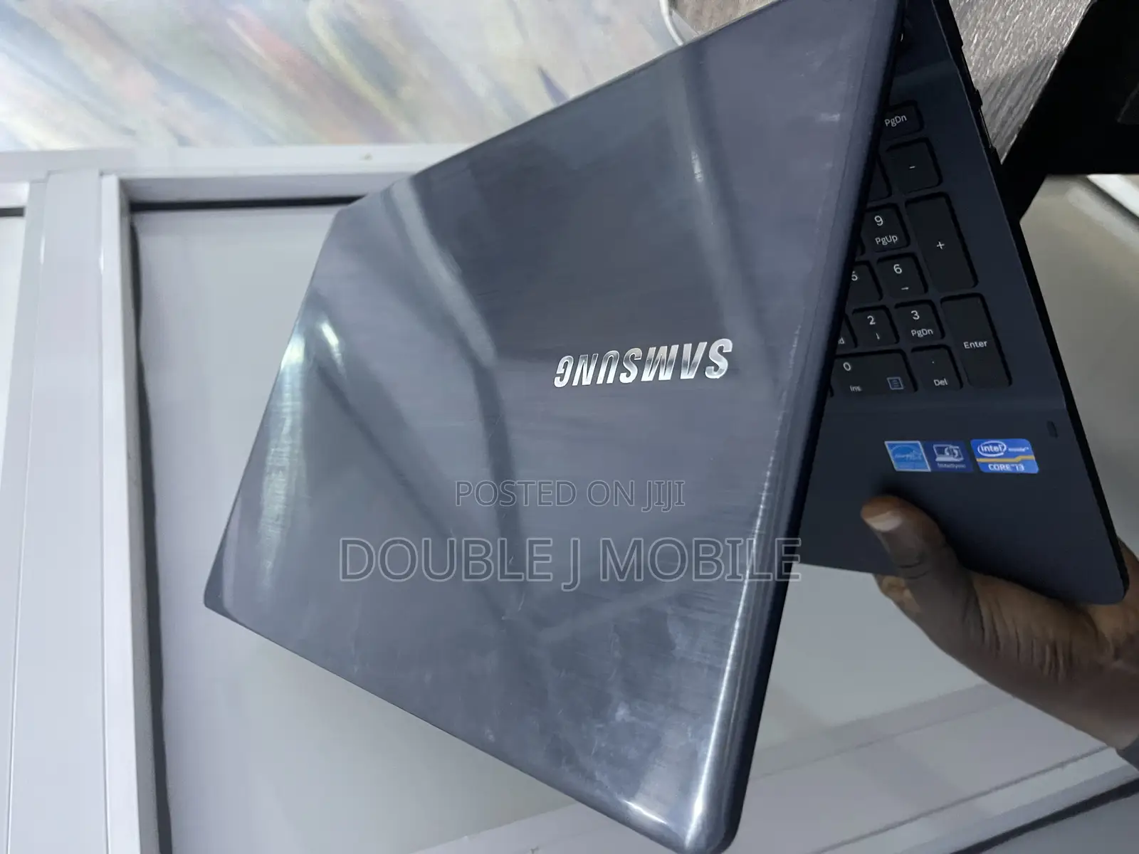 Laptop Samsung NP400B2B 4GB Intel Core i3 HDD 500GB