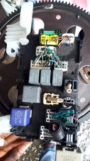 Dashboard Fuse Box For Toyota Corolla 2005