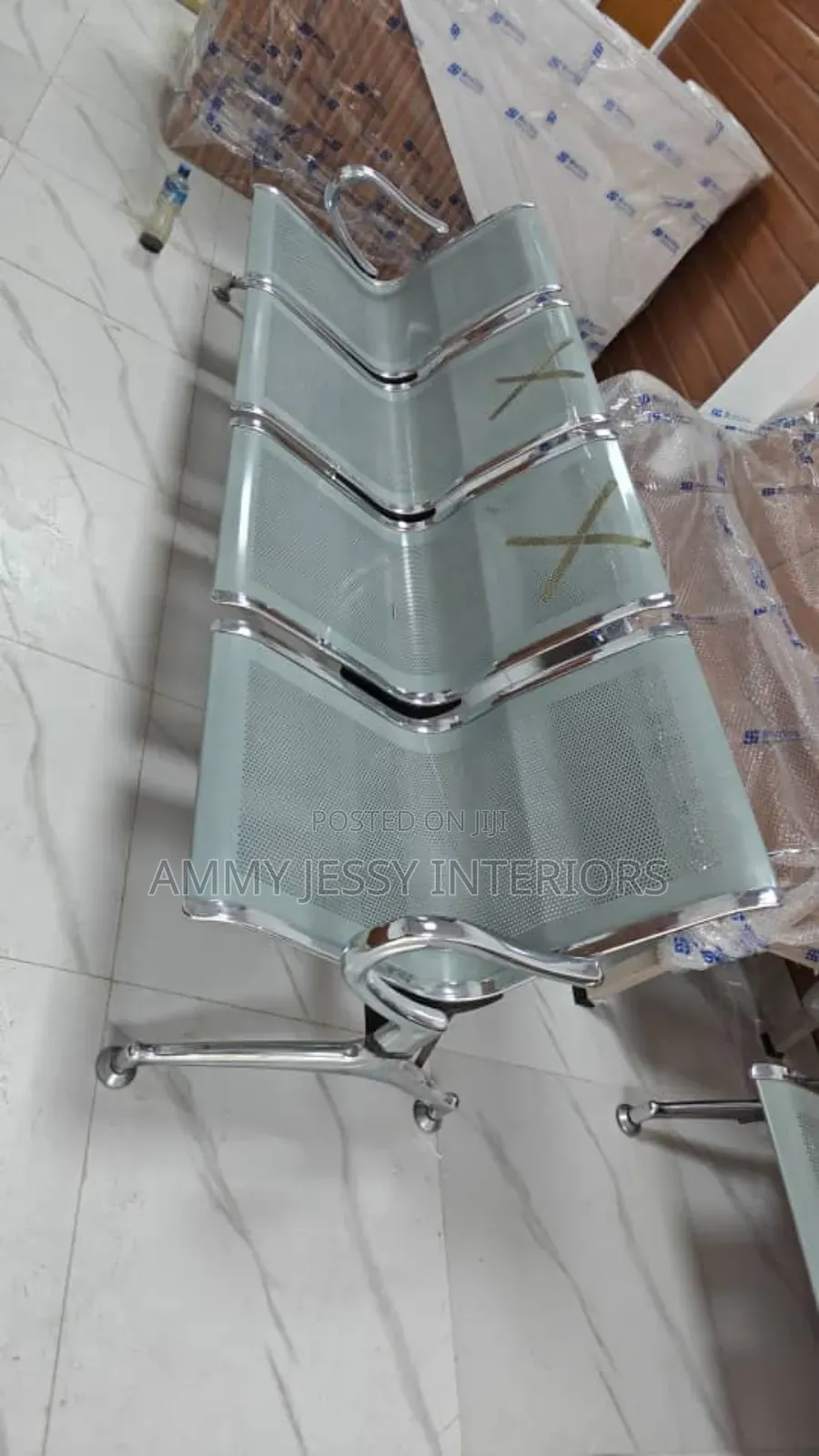 Model Airport Chair 4in1