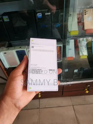 New Apple iPhone 16 128 GB Pink