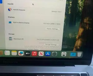 Laptop Apple MacBook Pro 2022 M2 8GB Apple M2 SSD 256GB