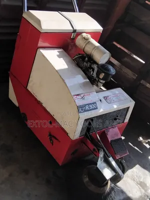Foreign Used Petrol Floor Sweeper/Road Sweeper