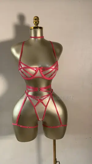 Pink Garter Set For Classic Ladies
