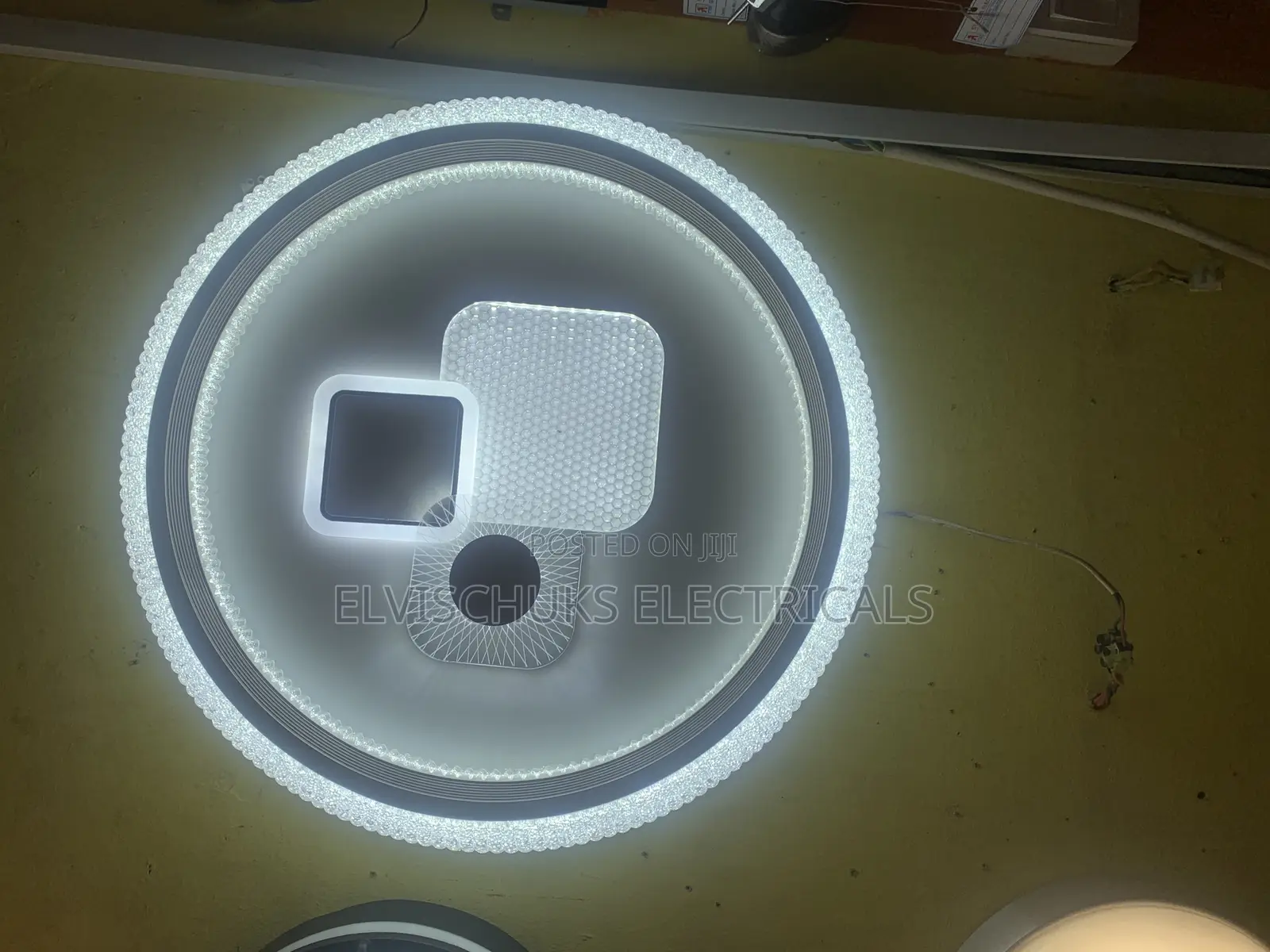 Modern Ceiling Led Light –Stylish Flush Mount Lamp for Homes Offices