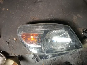Headlight Ford Ranger 2008,2010