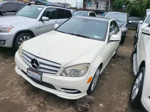 Mercedes-Benz C300 Sport Sedan AWD (3.0L 6cyl 7A) 2009 White