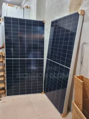 585w Jinko Solar Panel