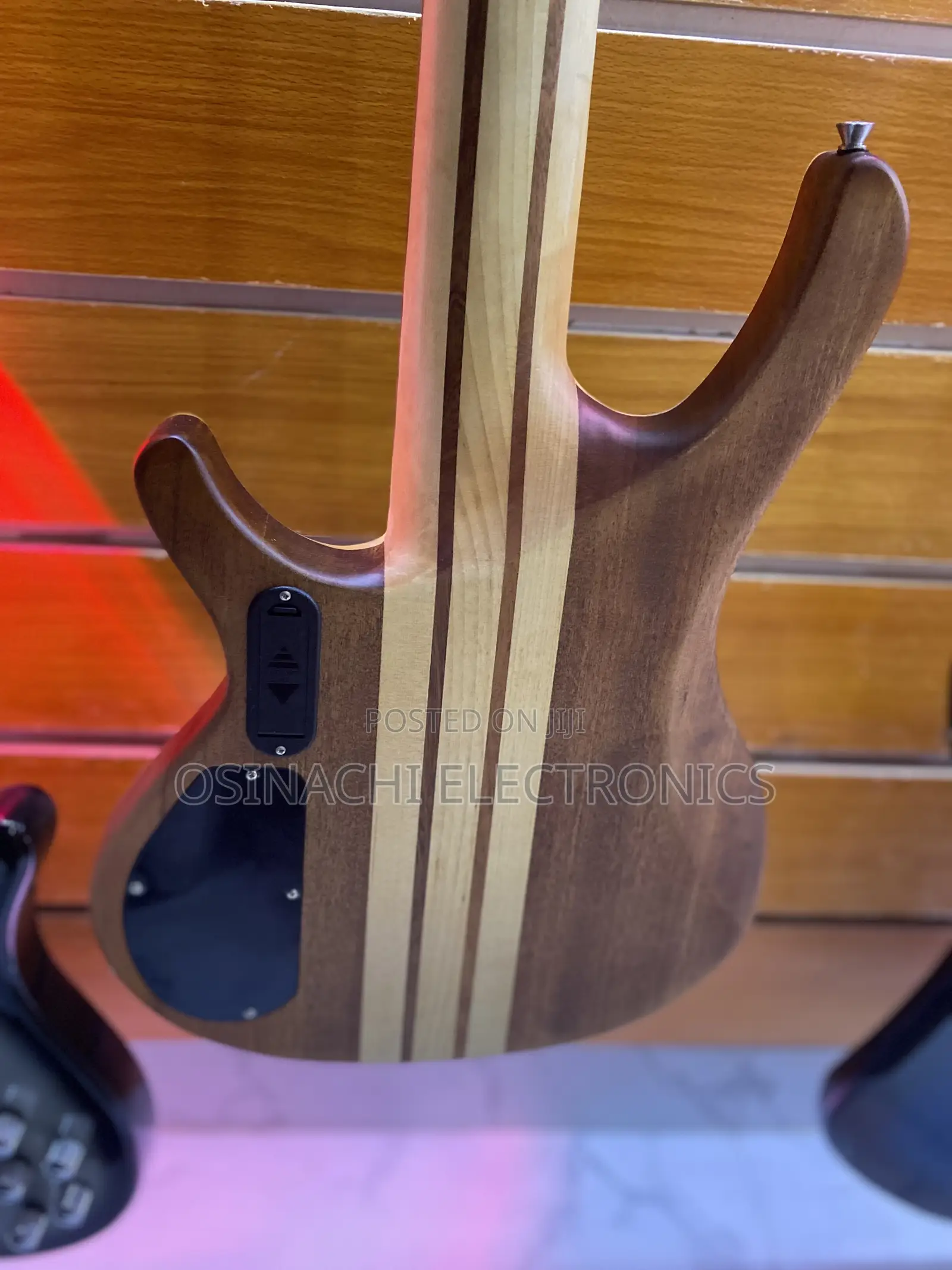 5 Strings Active Bass Guitar