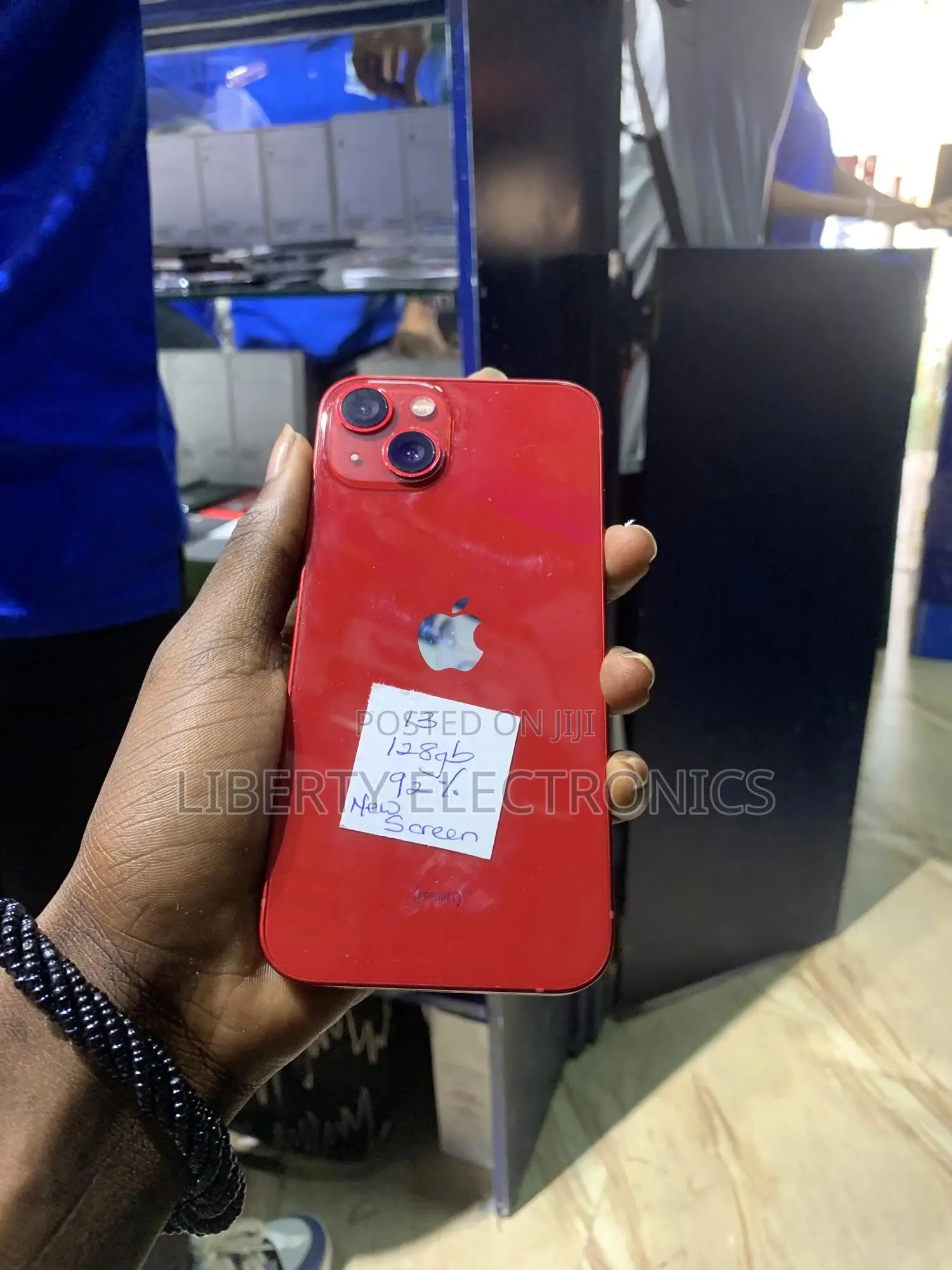 Apple iPhone 13 128 GB Red