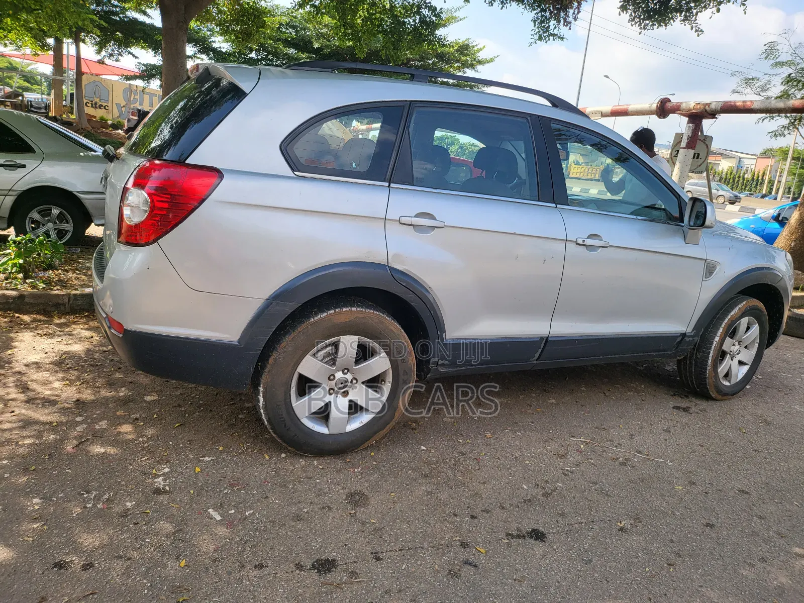 Chevrolet Captiva 2013 Silver