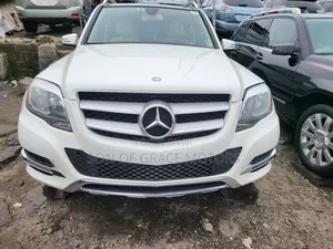 Mercedes-Benz GLK-Class 350 4MATIC 2014 White