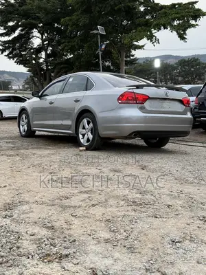 Volkswagen Passat S 4dr Sedan (2.5L 5cyl 6A) 2014 Silver