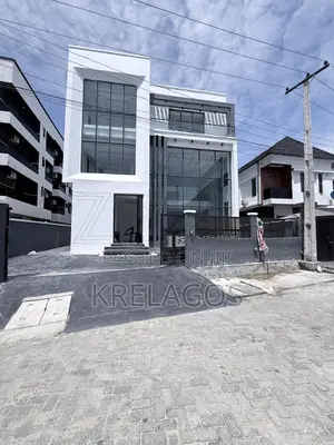 5bdrm Duplex in Ologolo for sale