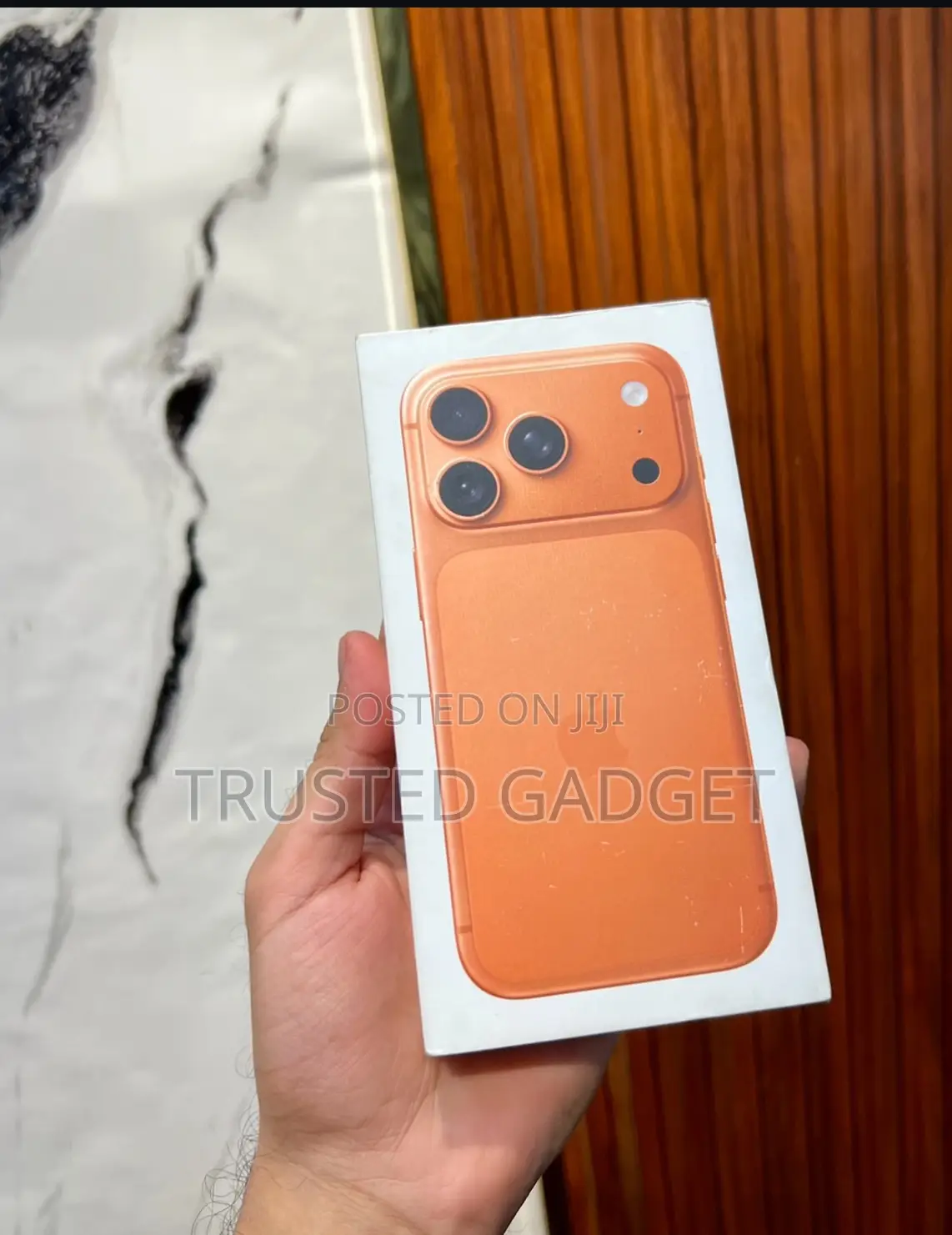 New Apple iPhone 17 Pro Max 256 GB Orange