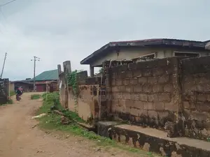 Hot Deal! Land With Demolishable Building Near Oau Road 7 Gate, Ife